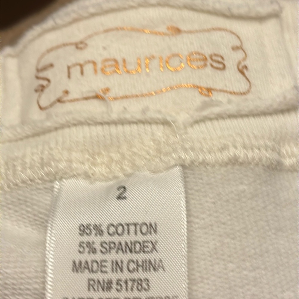 Cute Maurices white sweatpants size 2 women’s these do show wear. - Picture 5 of 11